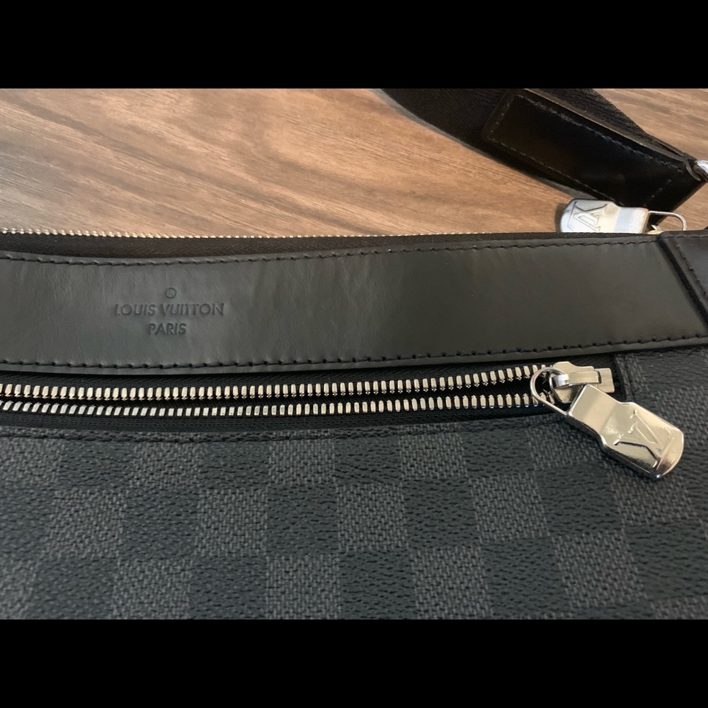 Louis Vuitton Mick PM Damier graphite